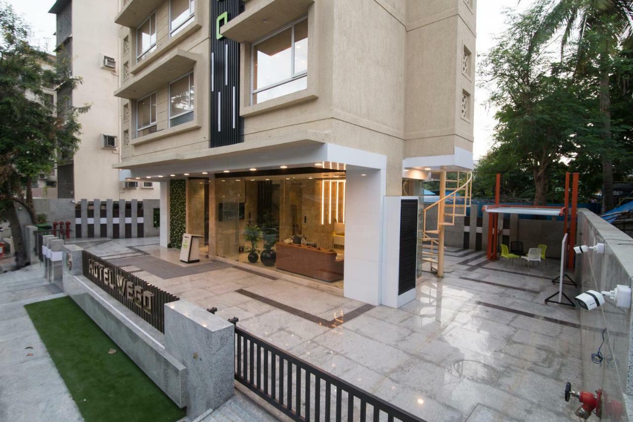 Hotel Wego Мумбаї Екстер'єр фото